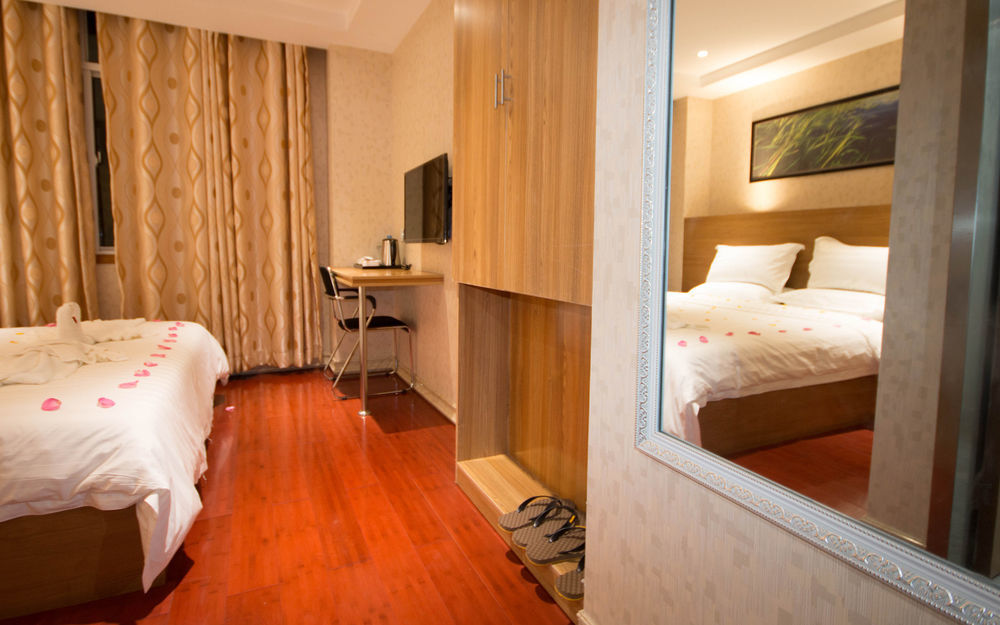 Sky Hotel Chinatown Yangon Exterior photo