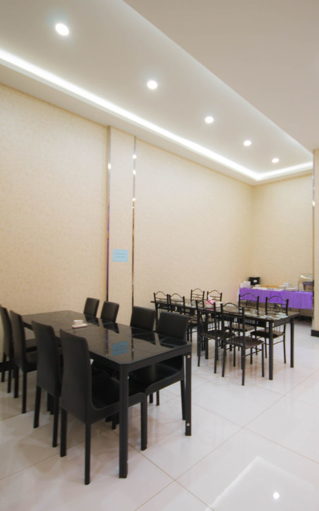 Sky Hotel Chinatown Yangon Exterior photo